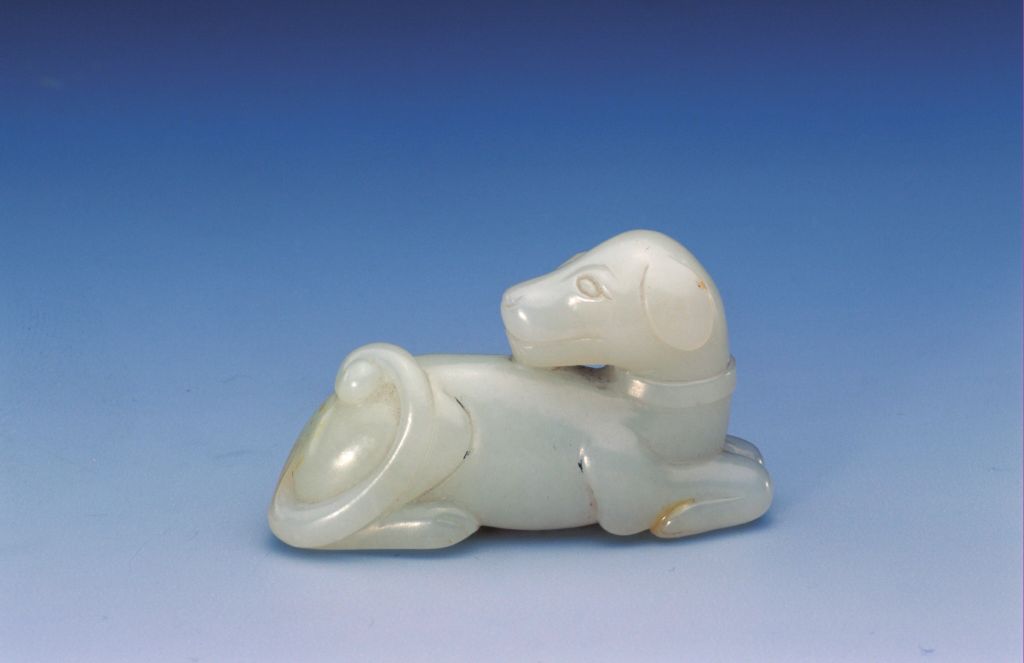 图片[1]-White Jade Crouching Dog-China Archive